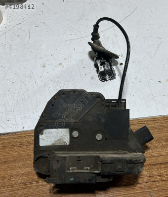 2012-2016 RENULT FLUENCE SAĞ ÖN KAPI KİLİDİ ORJ ÇIKMA