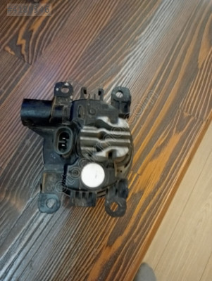 Clio icon sis farı sağ taraf