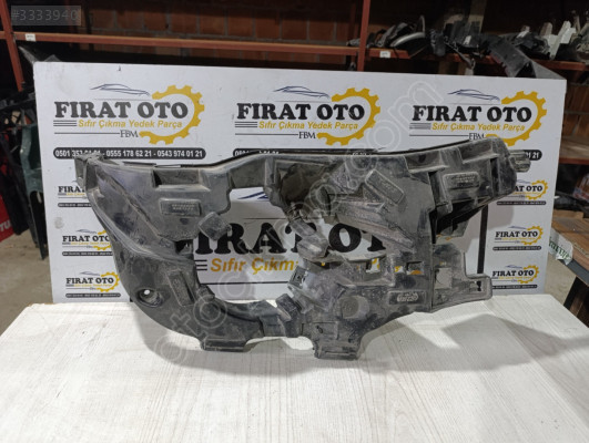 51117347626 BMW X3 F25 SAĞ SİS FAR BRAKETİ