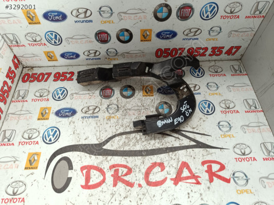 BMW E90 SAĞ ÖN TAMPON BRAKETİ ORJİNAL ÇIKMA PARÇA 51647138401