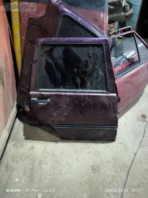 Fiat UNO sağ arka kapi oto UNO çıkma