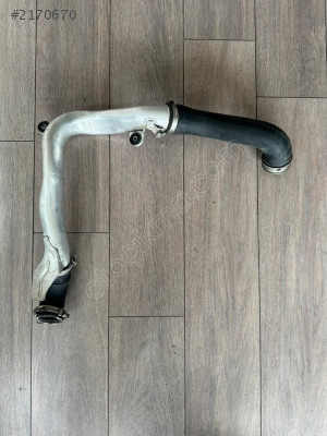 Çıkma İntercooler-Turbo  Borusu  VW Tiguan 1.4 TSI 1T0145840