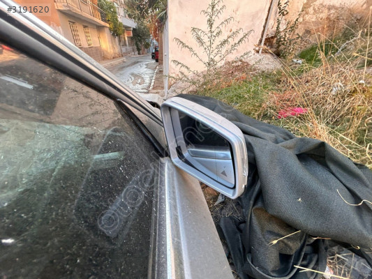 E 350 SAĞ DİKİZ AYNA SATILIK ( ELEKTİRİKLİ )