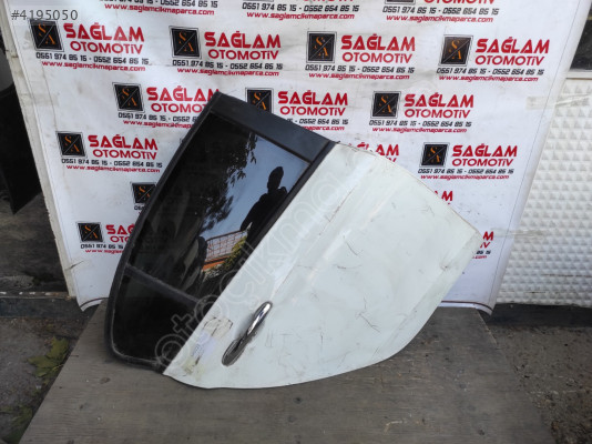 ÇIKMA FİAT EGEA SAĞ ARKA KAPI