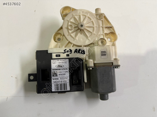 FORD FOCUS SAĞ ARKA KAPI CAM KRİKOSU MOTORU