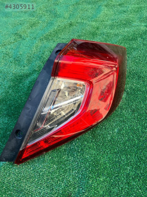 HONDA CİVİC FC5 SAĞ ARKA STOP LAMBASI (2)