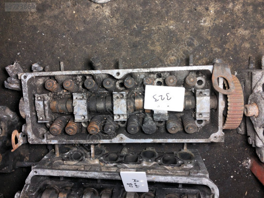 Mazda 323 1.6 1992 Motor Silindir Kapağı