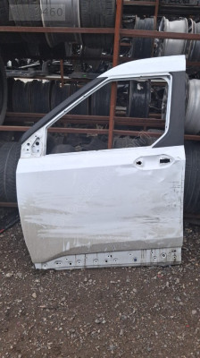 2024-26 FORD COURİER SOL ÖN KAPI ÇIKMA ORJİNAL