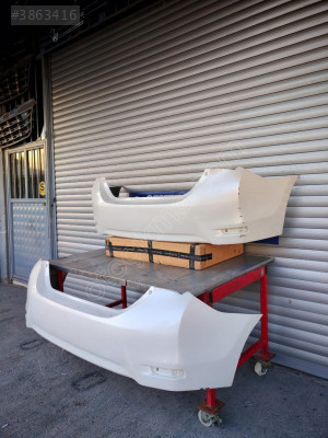 TOYOTA COROLLA 2013-2019 BEYAZ ARKA TAMPON-DÜZCE ÇIKMA
