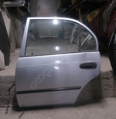 Corolla AE101 Sol Arka Dolu Kapı 1993 - 1997 Çıkma Parça