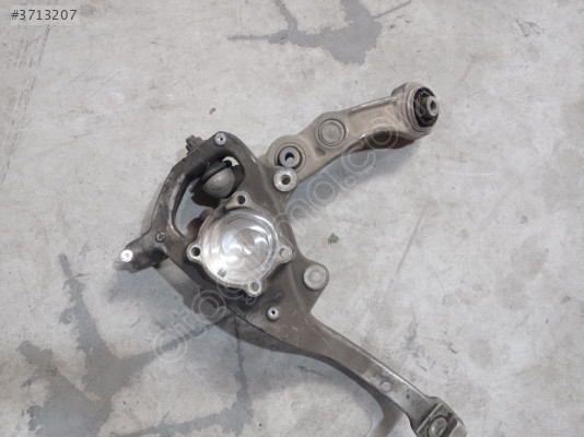 MERCEDES C SERİSİ SOL ÖN TAŞIYICI SETİ 2052200