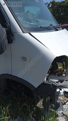 Renault Master 2 sağ ön çamurluk çıkma