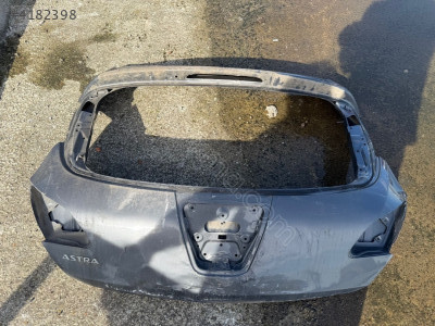 OPEL ASTRA J HB ÇIKMA ORJİNAL BAGAJ KAPAĞI KD