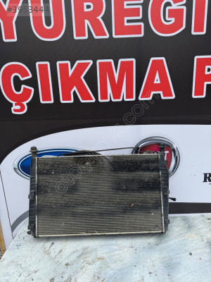 Ford transit su radyatörü orijinal çıkma