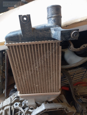 Mitsubishi L200 İnterkol radyötörü.TG127100-2251