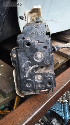 Volkswagen transporter t4 sol ön kapı kilidi