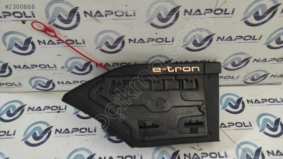 4KE971375 DEPO KAPAĞI AUDİ E-TRON