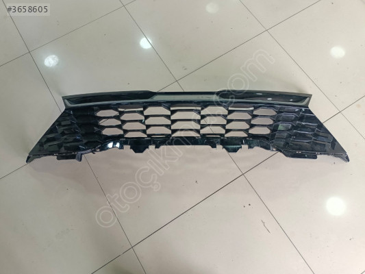 KİA SPORTAGE MK5 ÖN TAMPON ORTA IZGARA 86350-R2020