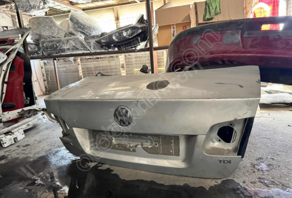 VOLKSWAGEN JETTA BAGAJ KAPAĞI ORJİNAL EYUPCAN OTO'DA