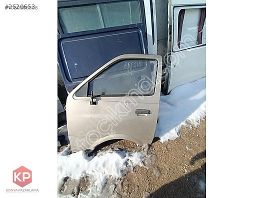 Nissan Pregio sol ön kapı