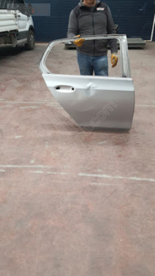 vw golf 8 sağ arka  kapı sefalılar oto cıkma