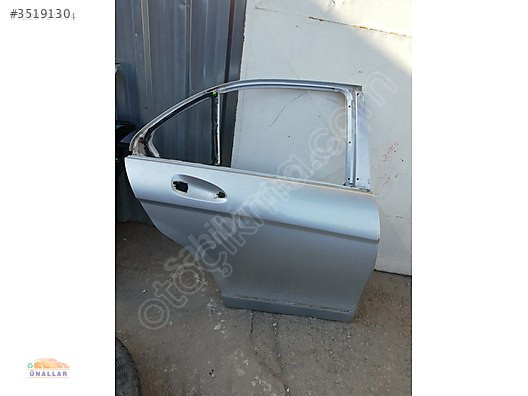 C180 Mercedes Sağ Arka Kapı - Mertler Oto Yedek Parça