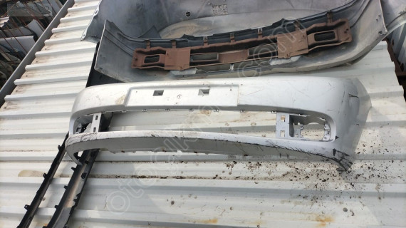 2010 Renault Clio ön tampon