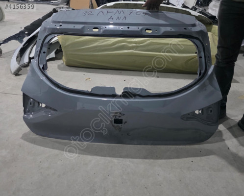 2020/2025 RENAULT CLİO NARDO GRİ BAGAJ KAPAĞI ORJINAL BOYASIZ