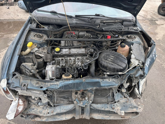 RENAULT MEGANE 1 HAVA FİLTRE KUTUSU 2.0 MOTOR ORJİNAL ÇIKMA
