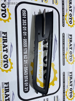 Volkswagen Passat 15-18 Sis Far Kapağı 3G0854662A