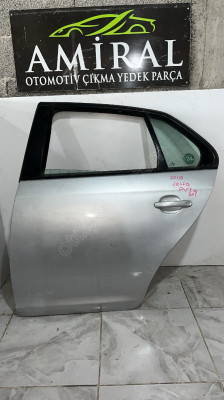 2010 VW JETTA SOL ARKA KAPI