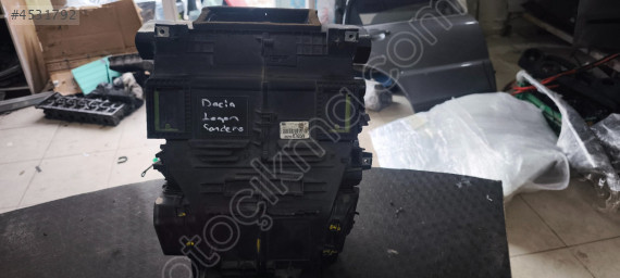 DACİA LOGAN KALORİFER KUTUSU