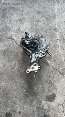 038145209N SKODA FABİA 1.4 DİZEL VAKUM VE MAZOT POMPASI