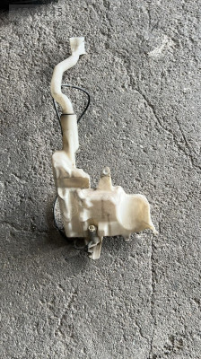 Honda civic Fc5 cam su bidonu