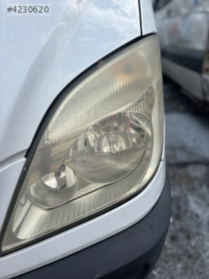 2009 SPRİNTER ÇIKMA ORJİNAL SOL ÖN FAR