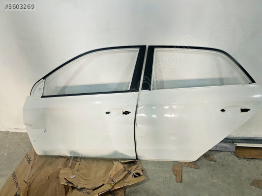 2014/2019 HYUNDAİ İ20 BEYAZ SOL ÖN ARKA KAPI ORJINAL