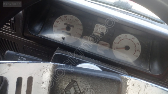 Renault flaş kilometre saati