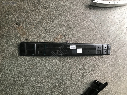 TOYOTA COROLLA 2013-2017 ARKA TAMPON DEMİRİ ORJİNAL ÇIKMA