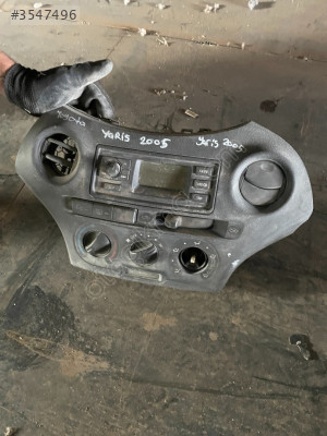 TOYOTA YARİS TEYP ORJİNAL ÇIKMA