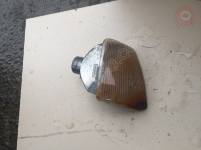 RENAULT 19 SAĞ SİNYAL LAMBASI