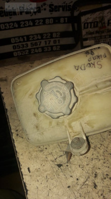 SKODA PİKAP 1998 1.3 BENZİNLİ CAM YIKAMA DEPOSU