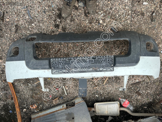 Dacia duster ön tampon