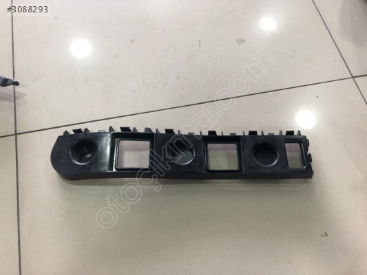 MG ZS EV SOL ARKA TAMPON BRAKETİ 10562366L