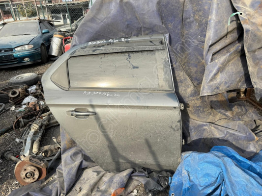 PEUGEOT 301 SAĞ ARKA KAPI DOLU ORJİNAL ÇIKMA TEMİZ