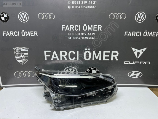 TOYOTA YARİS CROSS SAĞ ÖN FAR ORJİNAL