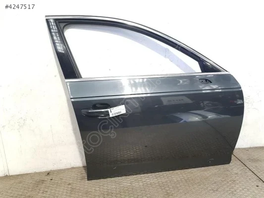 8W0831052D ORJİNAL SAĞ ÖN KAPI AUDİ A4 2022