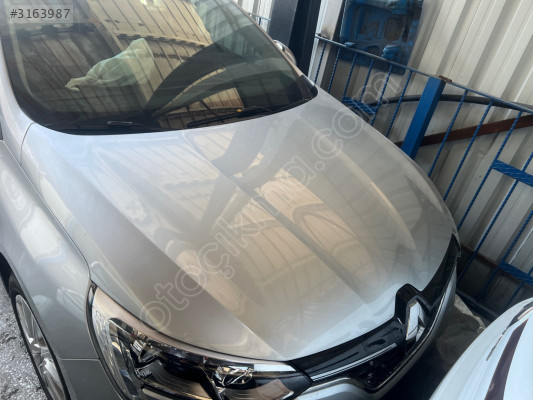 RENAULT MEGANE 4 ÇIKMA ORJİNAL HATASIZ ÖN KAPUT