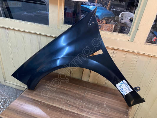 RENAULT MEGANE 2 SOL ÖN ÇAMURLUK 2003-2008 MODEL İTHAL ÜRÜN