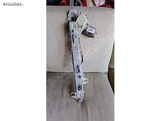 Renault Megane2 sol ön kapı cam mekanizması motoru üzerinde komp