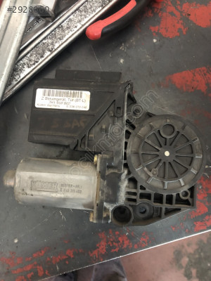 VOLKSWAGEN TRANSPORTER T5 CAM MOTORU VE KARTI.